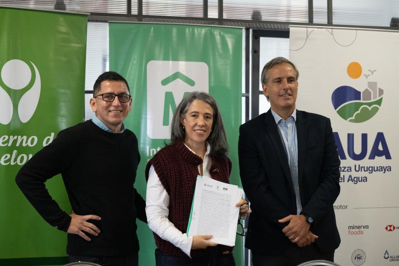 Firma de un convenio con la Intendencia de Canelones y la organi