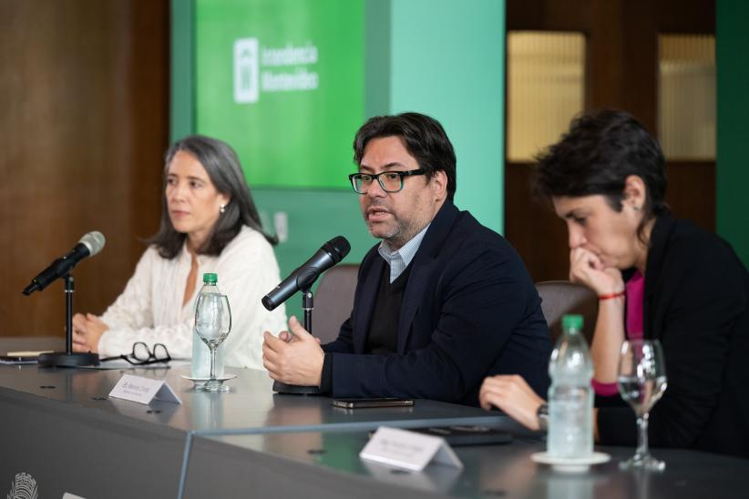 Entrega de sello Montevideo más verde más