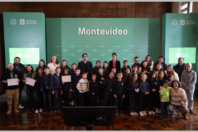 Entrega de sello Montevideo más verde más