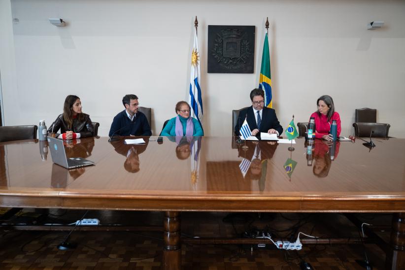 Seminario Regional y firma de Memorando de entendimiento entre l
