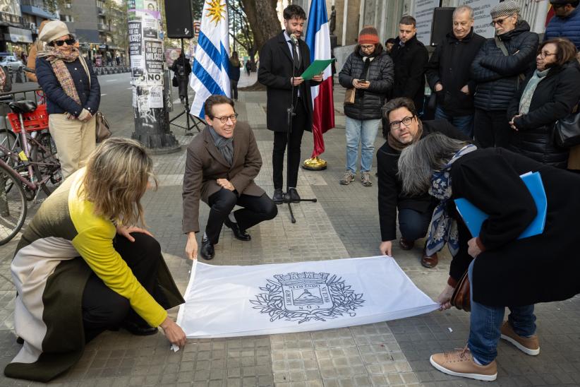 Inauguración de placa conmemorativa en el ex Liceo Francés