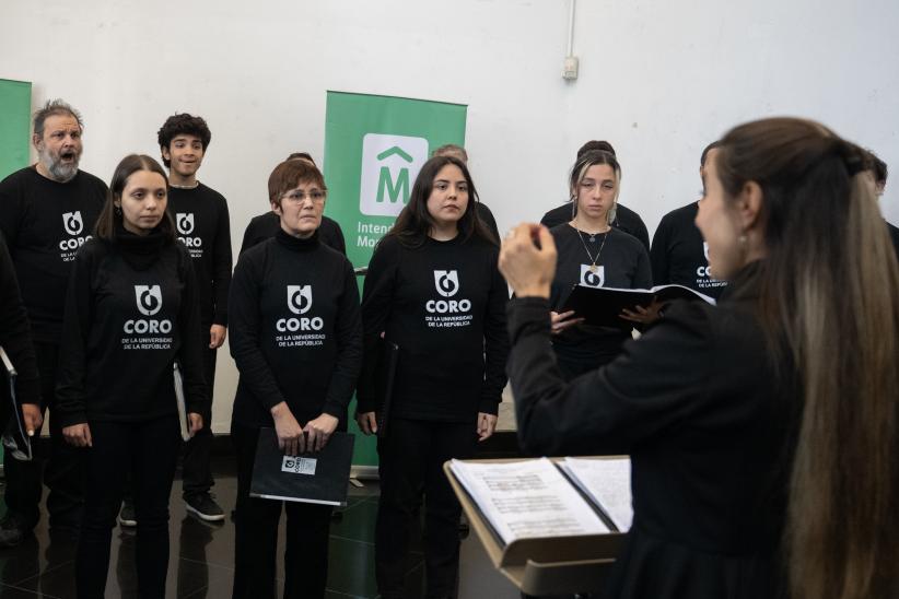 Inauguración de placa conmemorativa en el ex Liceo Francés
