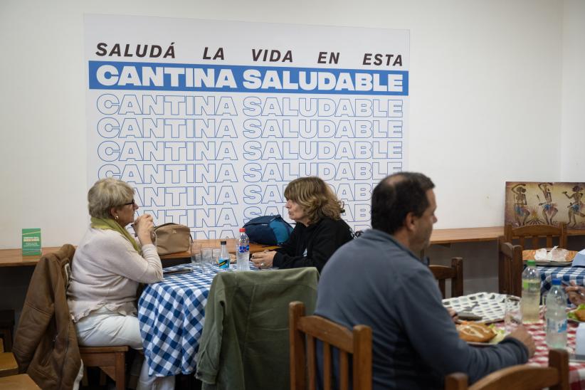 Cantina saludable en Campus Luisi Janicki