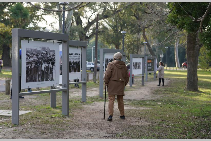 Inauguración fotogalería "La lucha en defensa de la vivienda c