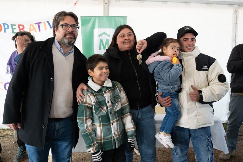  Inauguración del programa piloto de construcción colectiva de