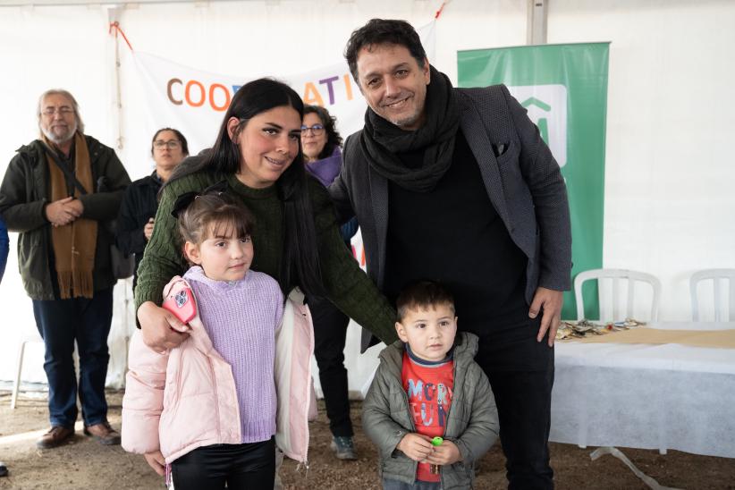  Inauguración del programa piloto de construcción colectiva de