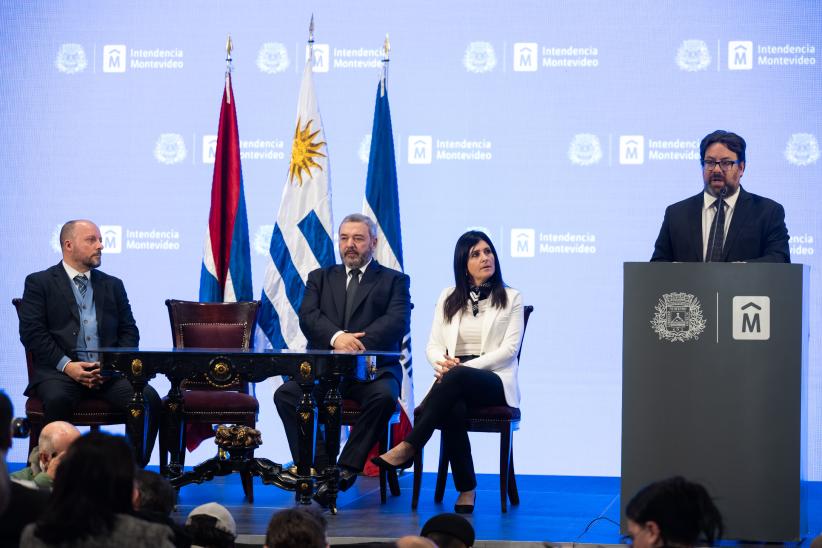  Ceremonia de transmisión de mando del intendente de Montevideo