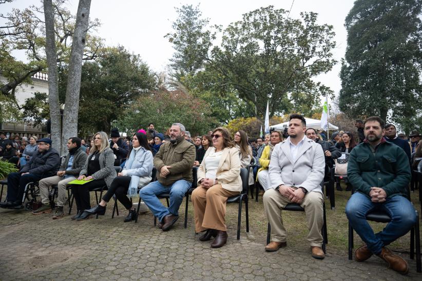  Asunción de nuevas autoridades en el Municipio F  