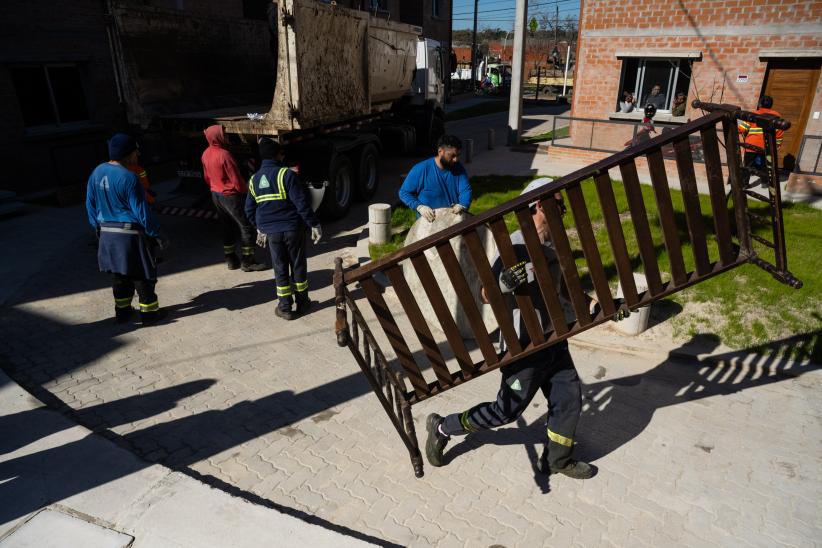 Mudanza por realojo de asentamiento Santa Maria Eugenia de Serva