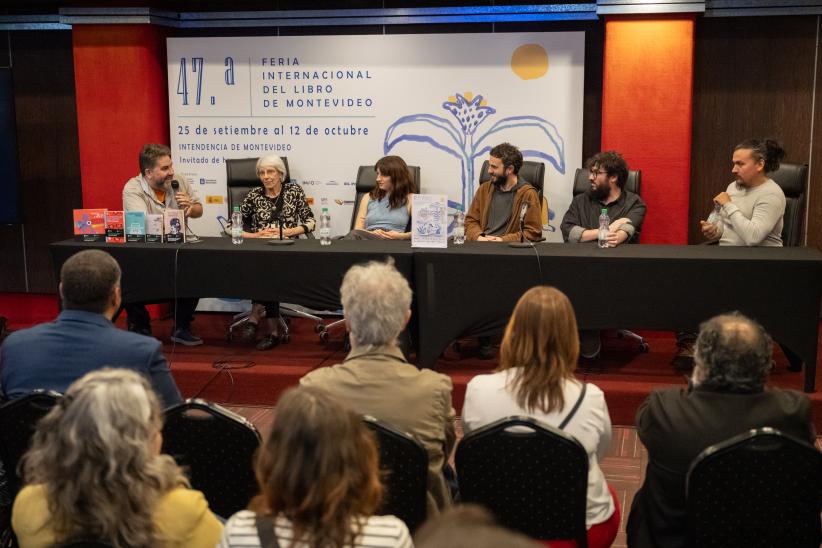 Presentación de ediciones ganadoras del concurso literario Juan