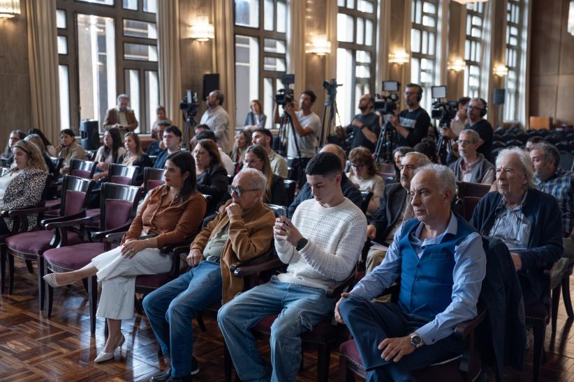  Intendente Mario Bergara, firma convenio con la Asociación de 