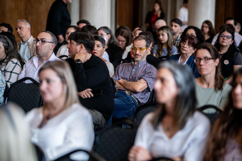 Entrega de certificados de calidad a dependencias de la Intenden