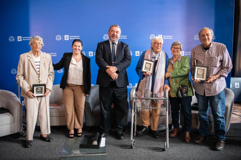 Declaración de ciudadanos y visitante ilustre de Montevideo