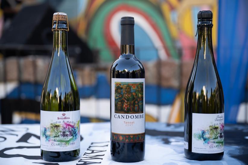  Lanzamiento del vino y el medio y medio de C1080