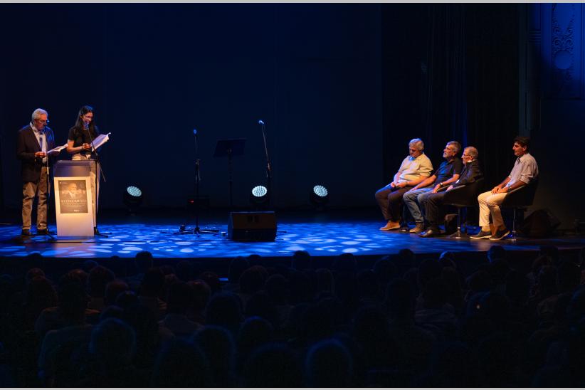  Reconocimiento al maestro Óscar Washington Tabárez