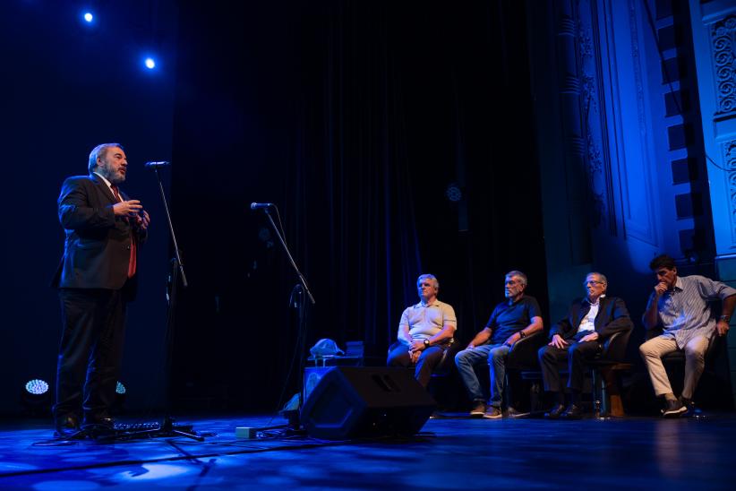  Reconocimiento al maestro Óscar Washington Tabárez