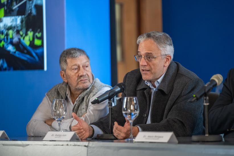 Director de OPP, Rodrigo Arim, durante conferencia de prensa por presentación de "Construir oportunidades: empleo, inclusión y articulación pública"