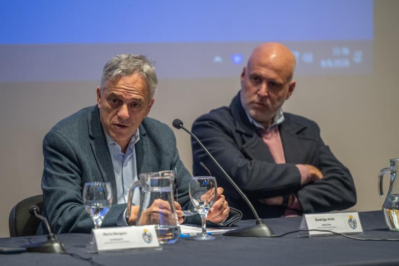 Director de OPP, Rodrigo Arim, en la firma de convenio con OPP e Intendencia de Canelones por Distrito de Innovación