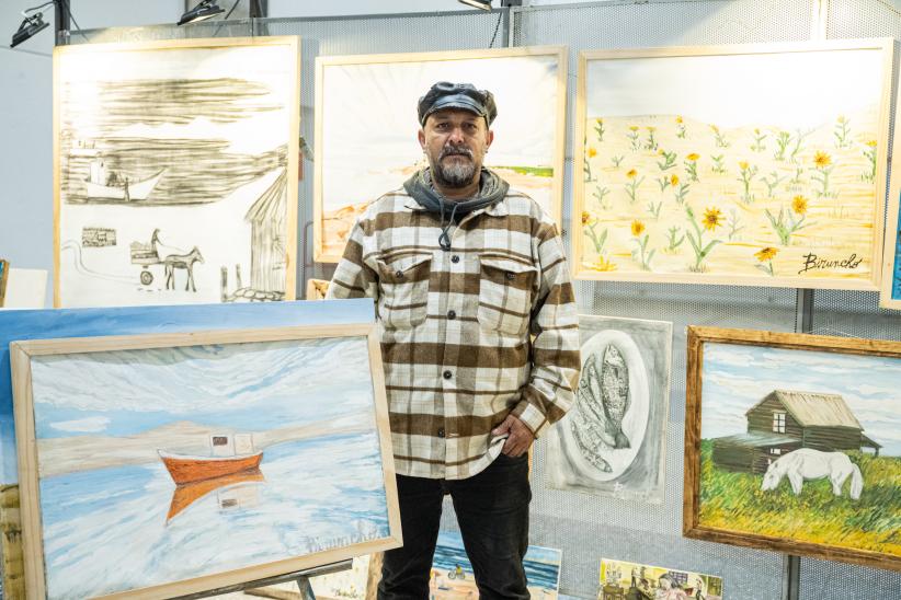 Feria « Rocha se muestra » en el atrio de la Intendencia de Mo