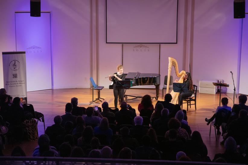  lanzamiento de la Asociación de amigos de la EMVA en la sala D