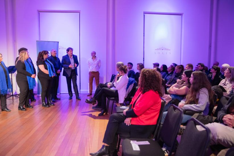  lanzamiento de la Asociación de amigos de la EMVA en la sala D