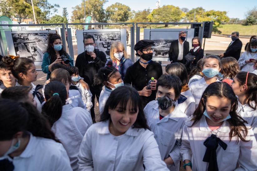 Inauguración de fotogalería en el Parque Batlle