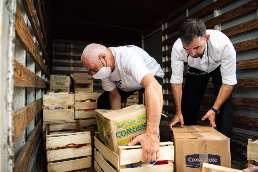 Acopio de donaciones y distribución en ollas populares