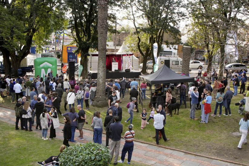 Festejos por los 100 años del triunfo olímpico en Colombes