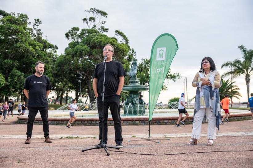 Inauguración de fotogalería por los 80 años del teatro de Verano