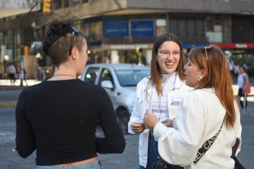 Actividad en la explanada: Acercando el rol del Bioquímico a la ciudadanía