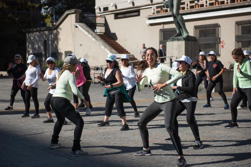 Actividad en la explanada en el marco del día mundial de la hipertensión 