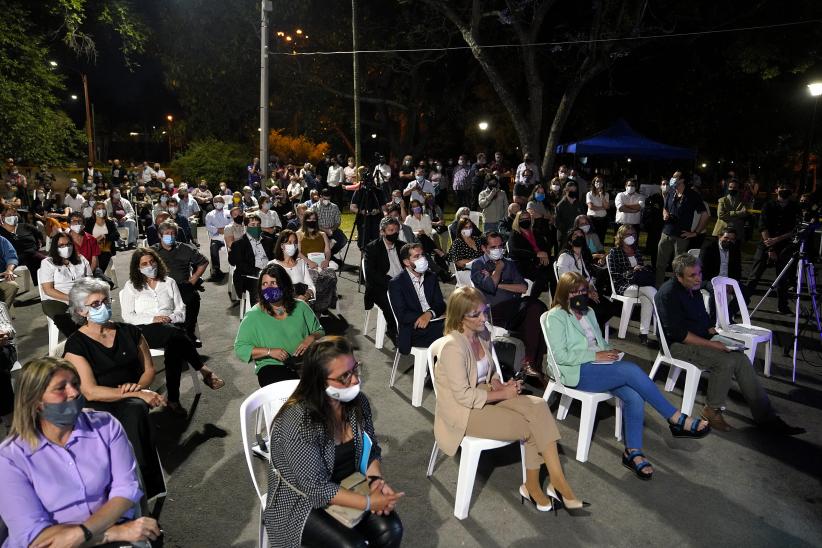 Asunción de gobierno en Municipio C