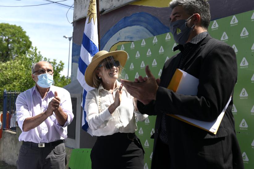 Asunción de gobierno en Municipio D