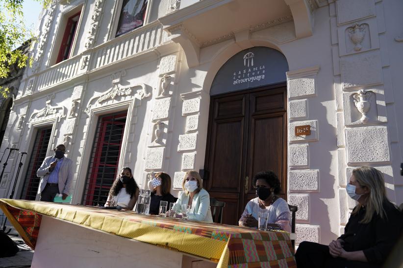 Remodelación de fachada en Casa de la Cultura Afrouruguaya