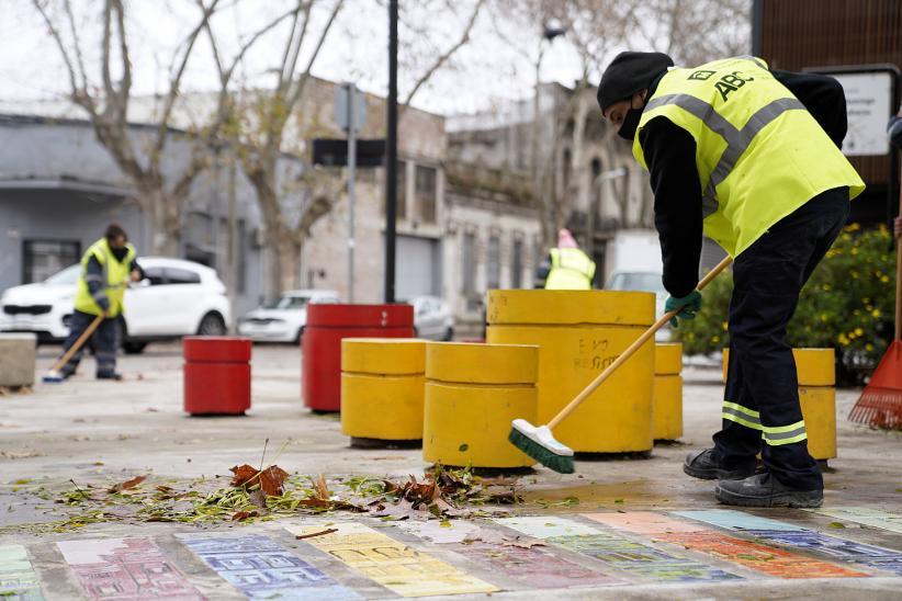 Cuadrilla del Programa ABC Trabajo en las inmediaciones del MAM