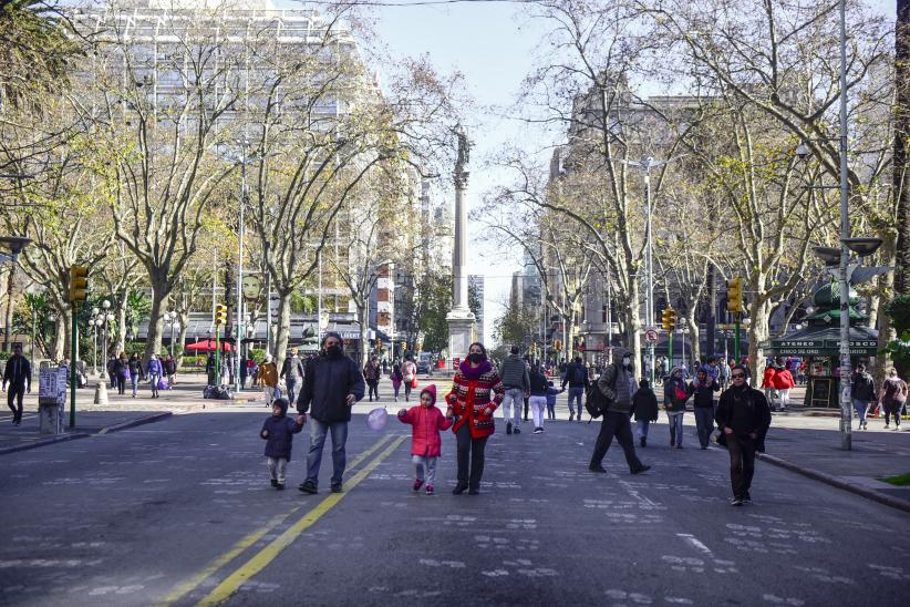 Paseo peatonal en Av. 18 de Julio