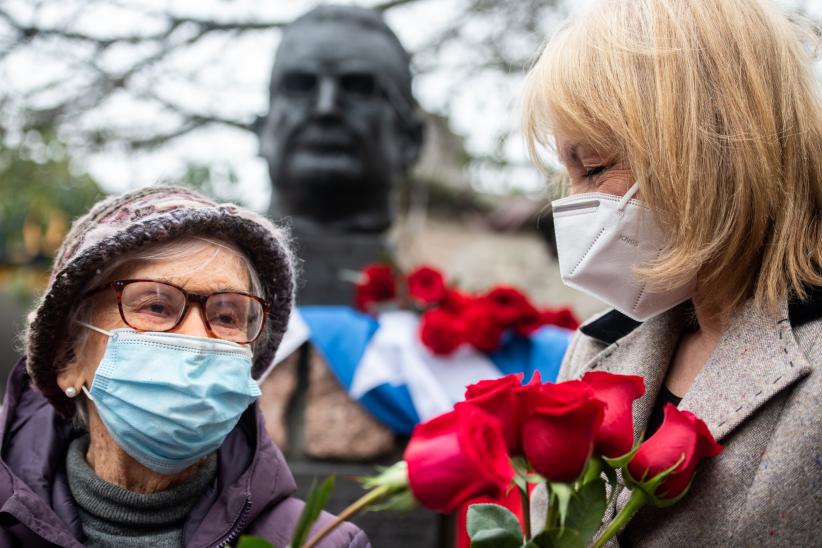 Homenaje a Salvador Allende