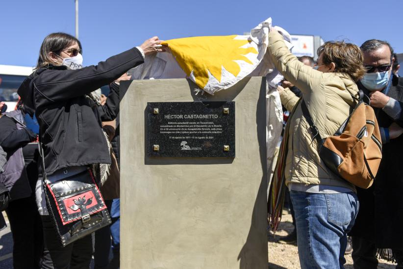  Placa en homenaje a Héctor Castagnetto