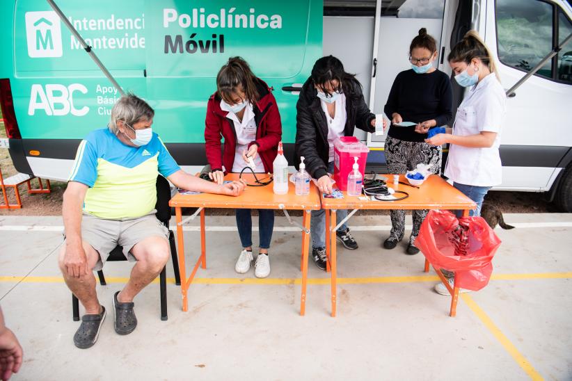 Policlínica móvil en Municipio D en el marco del Plan ABC