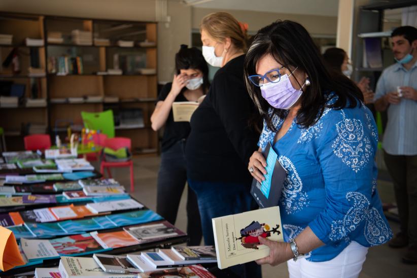 Inauguración del espacio "Mujer y Derechos" en  la Biblioteca Villademoros