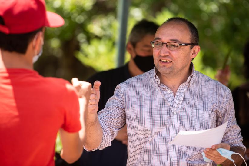 Entrega de diplomas a participantes de cursos dictados en Cedel Carrasco