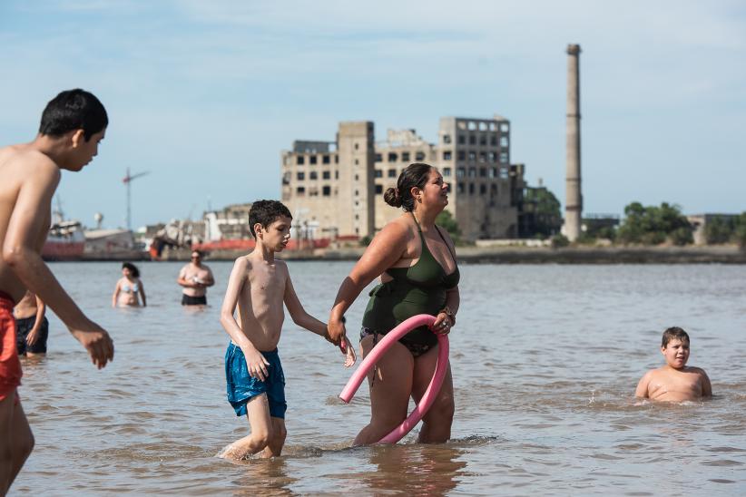 Actividades físicas, deportivas y recreativas para personas con discapacidad en la Playa del Cerro