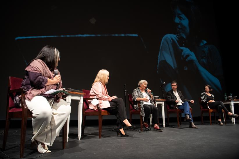 Declaración de visitante ilustre a Liliana Herrero en el Teatro Solís