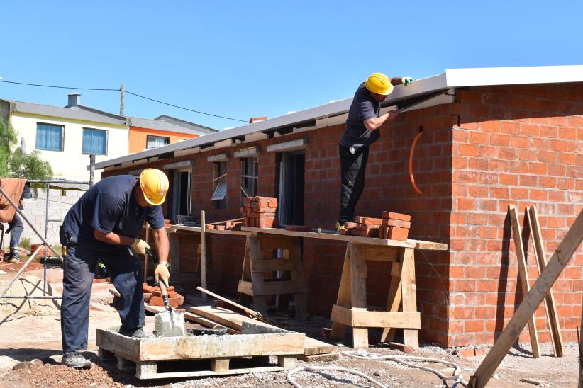 Construcción de viviendas en el barrio La Paloma