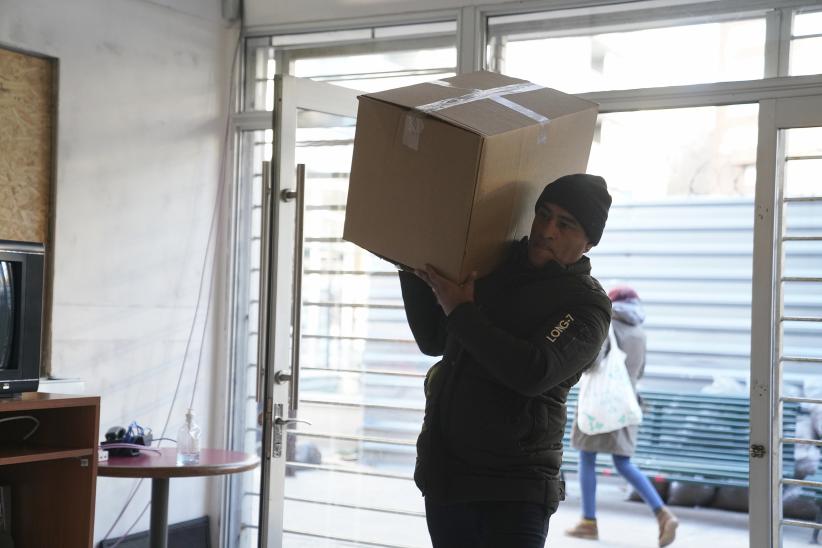 Primera entrega de abrigos de la campaña del abrigo