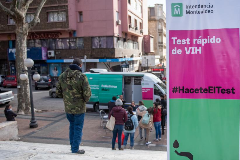 Jornada de test gratuitos de VIH en la Plaza de Cagancha , 29 de julio de 2022