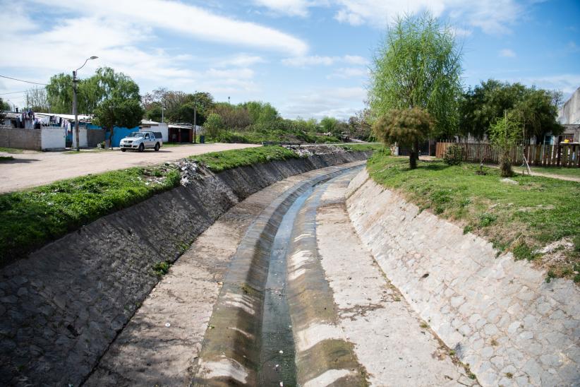 Recorrida por área liberada de residuos en la cañada Casavalle en el barrio Marconi, 20 de setiembre de 2022