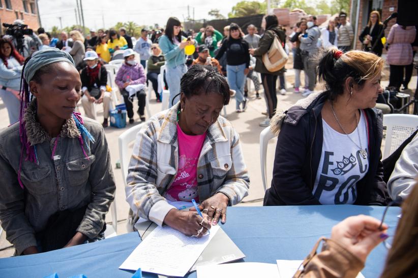 Entrega de viviendas a familias del barrio La Paloma, 17 de octubre de 2022