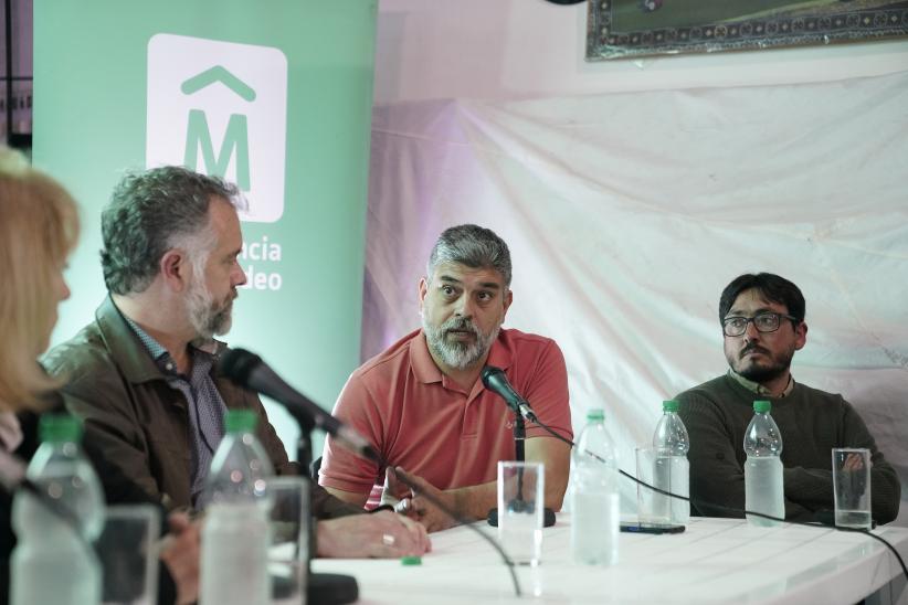 Presentación de obras "Montevideo se adelanta" en la avenida Don Pedro de Mendoza