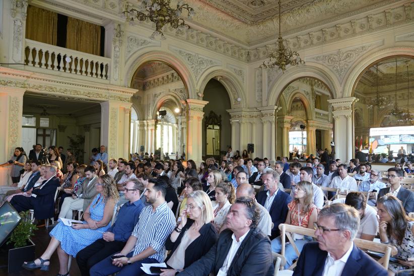 Primer día de actividades de la XXVII Cumbre de Mercociudades en Montevideo